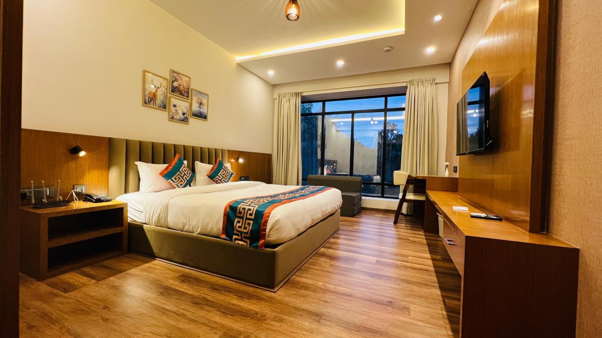 Hotel Aashraya Dod Jala 외부 사진