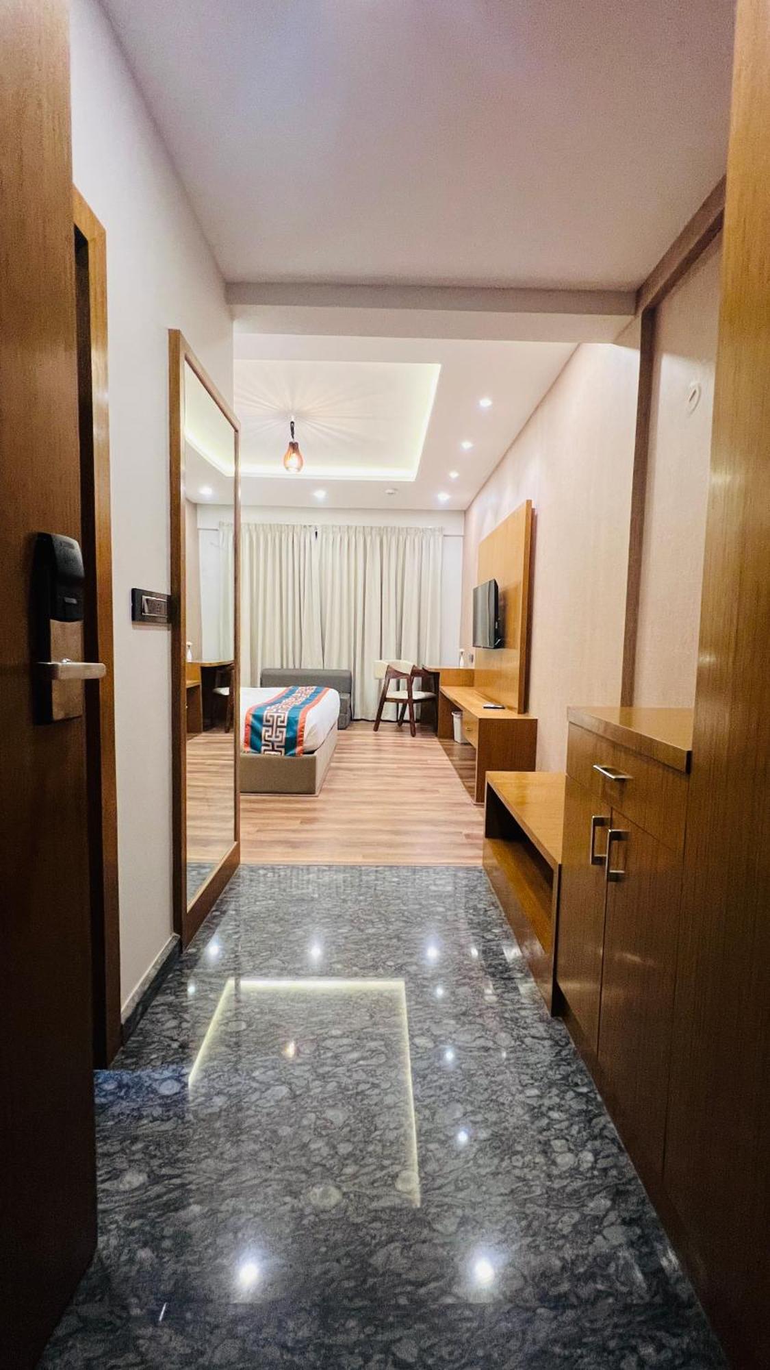 Hotel Aashraya Dod Jala 외부 사진